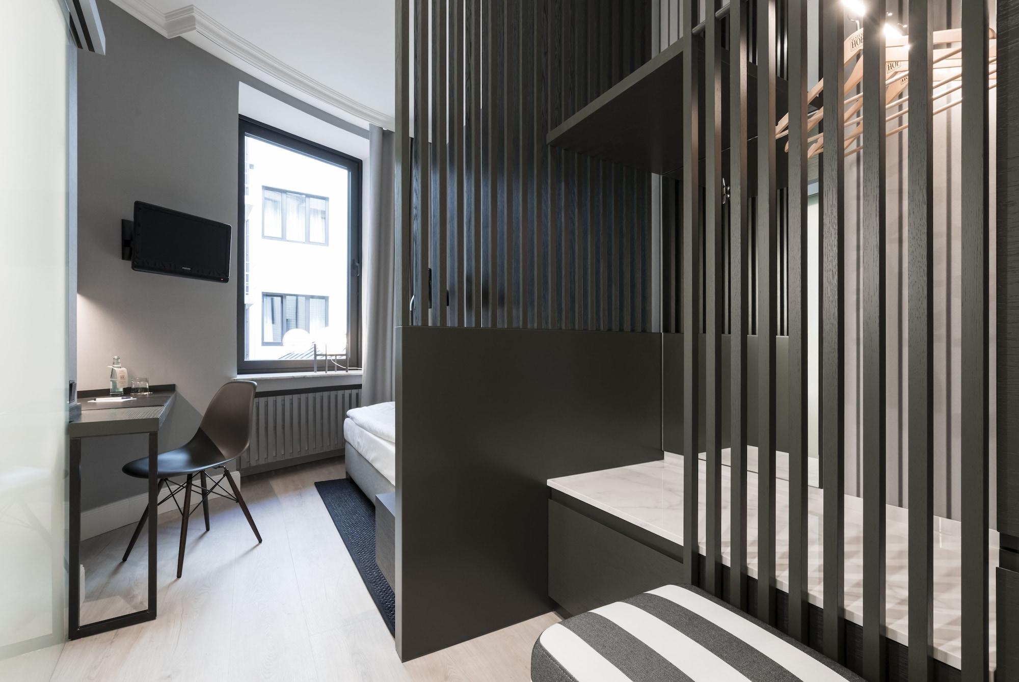 Alster-Hof Hotel Хамбург Екстериор снимка